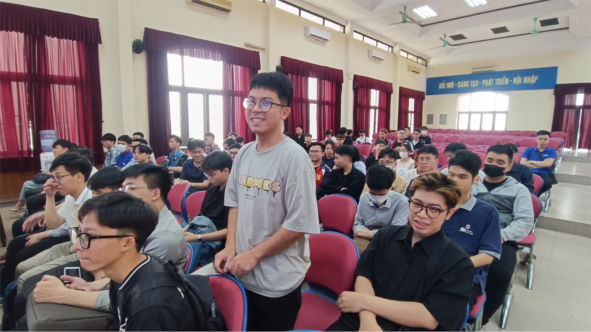 Foxconn tổ chức Hội thảo việc làm và tuyển dụng trực tiếp tại Trường Đại học Công nghiệp Hà Nội