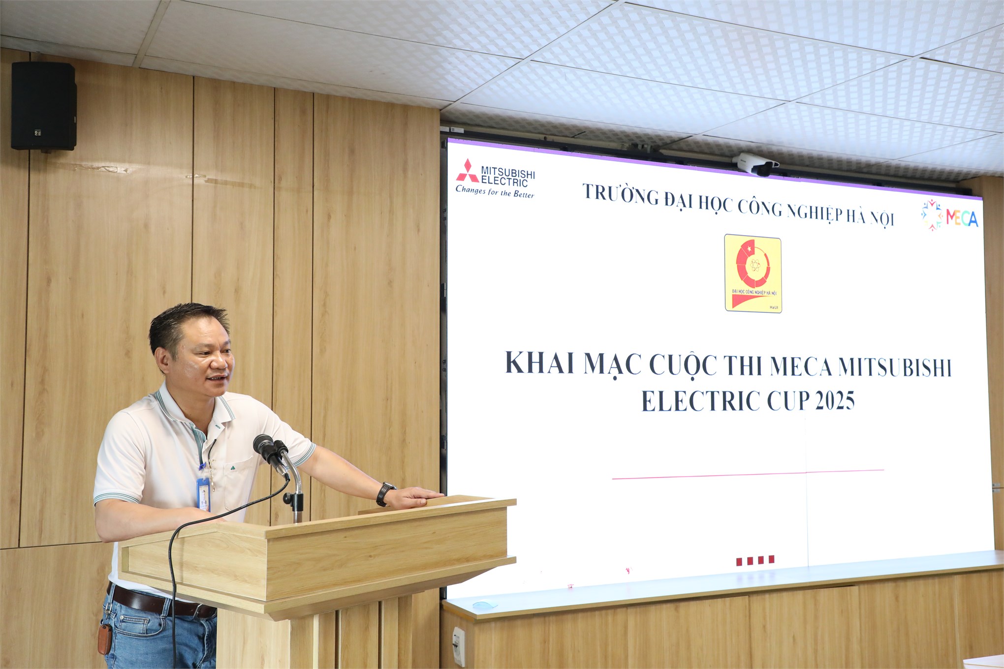 Cuộc thi MeCa 2025 cấp trường: Sân chơi trí tuệ cho sinh viên kỹ thuật Trường Đại học Công nghiệp Hà Nội