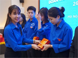 Hành trình rèn luyện và tỏa sáng của sinh viên Trường Điện – Điện tử
