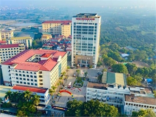 Tổ chức chương trình dạy học bằng tiếng Anh trình độ đại học cho sinh viên Khóa 20