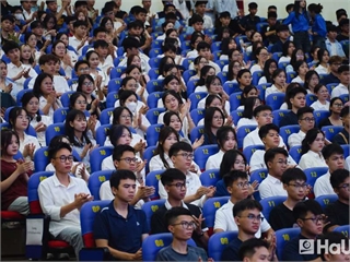 Khát vọng tuổi trẻ K20 – Trường Điện – Điện tử cùng HaUI bước vào năm học 2025 – 2026