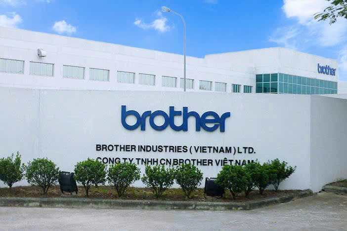 Giảng viên Khoa Tự động hóa – Trường Điện – Điện tử tham quan thực tế tại Công ty Brother Việt Nam: Gắn kết đào tạo với thực tiễn sản xuất hiện đại