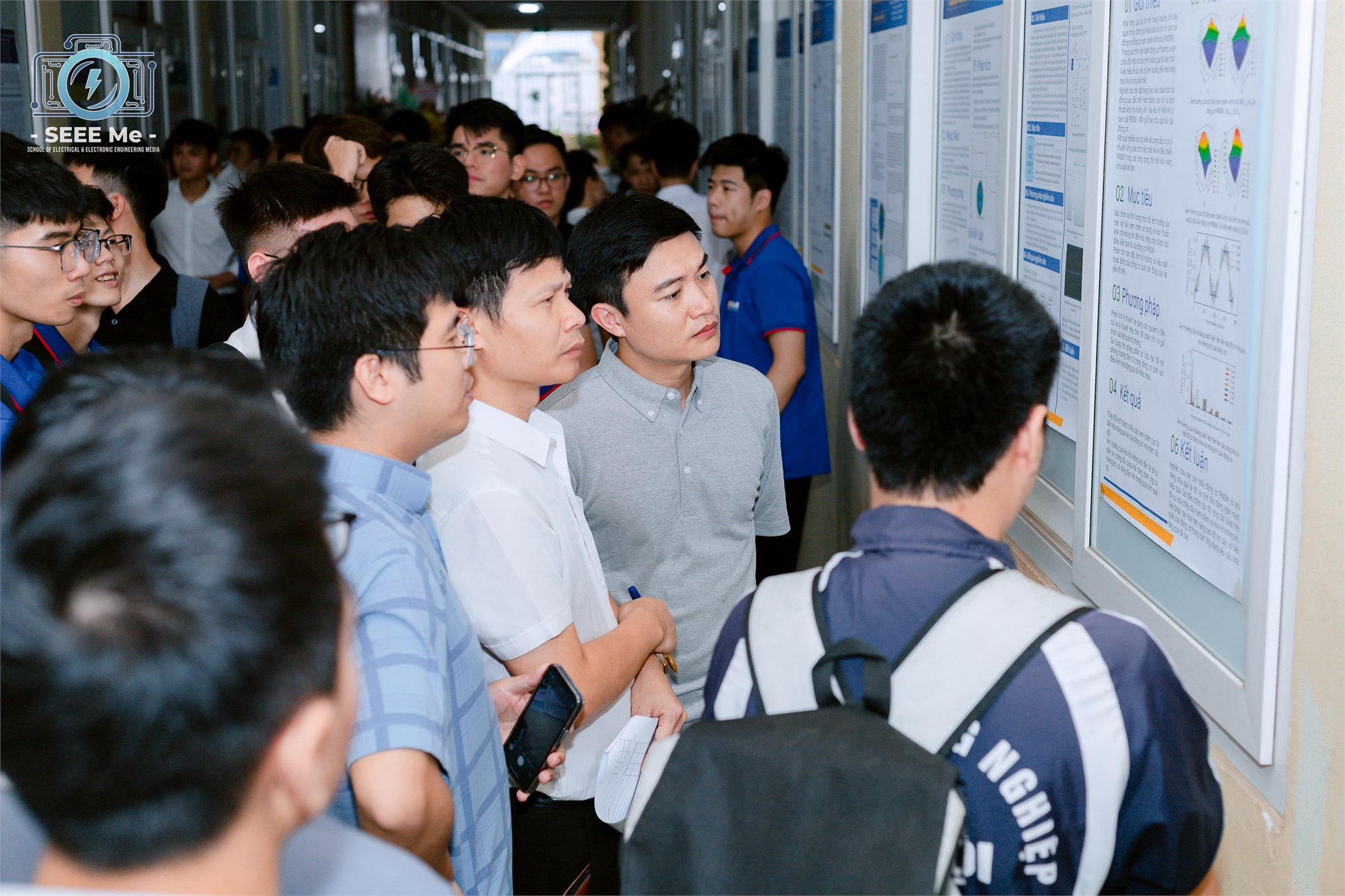 Trường Điện – Điện tử tổ chức nghiệm thu đề tài Sinh viên nghiên cứu khoa học năm học 2024–2025