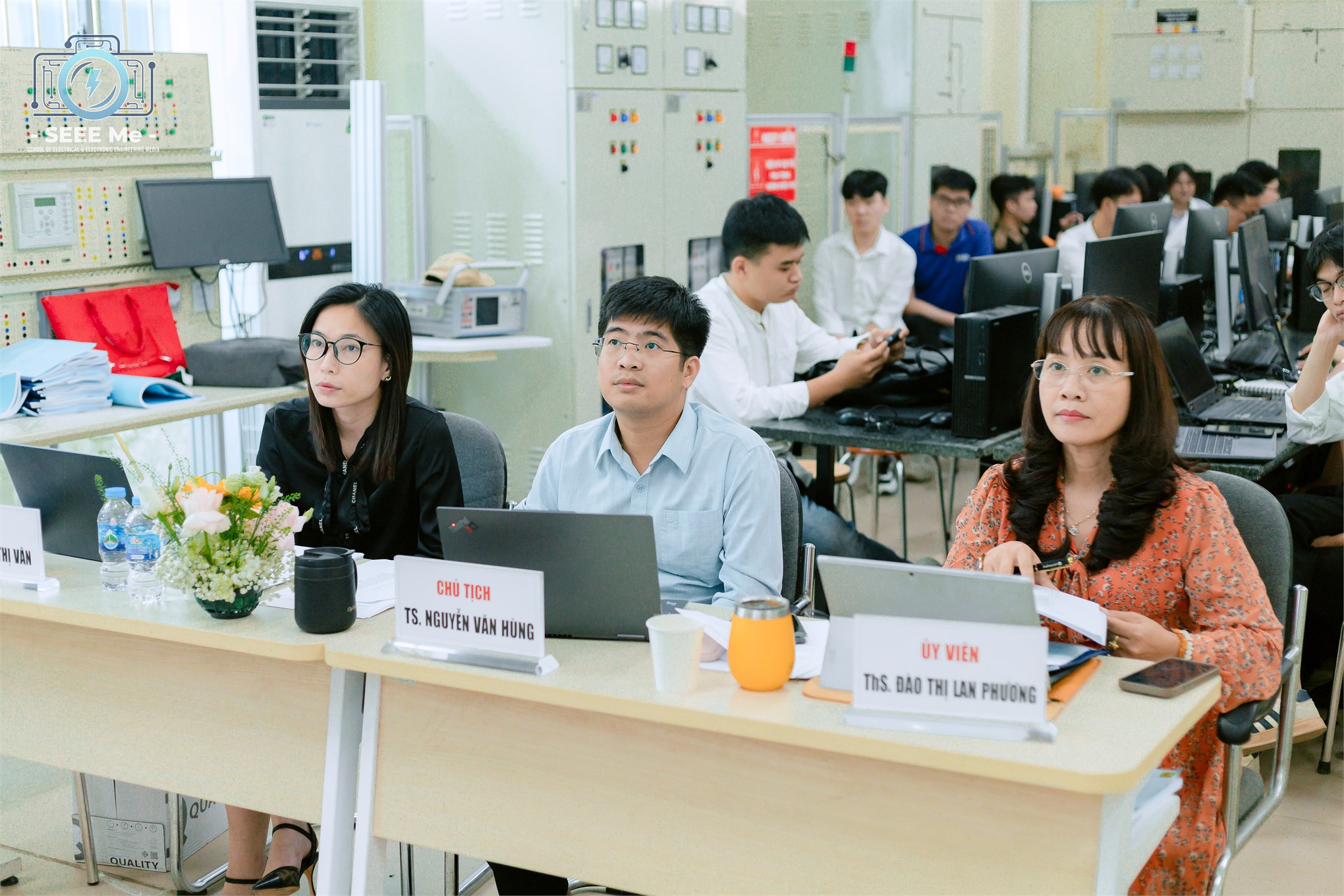 Sinh viên K16 – Trường Điện – Điện tử hoàn thành mùa bảo vệ đồ án tốt nghiệp đầy ấn tượng