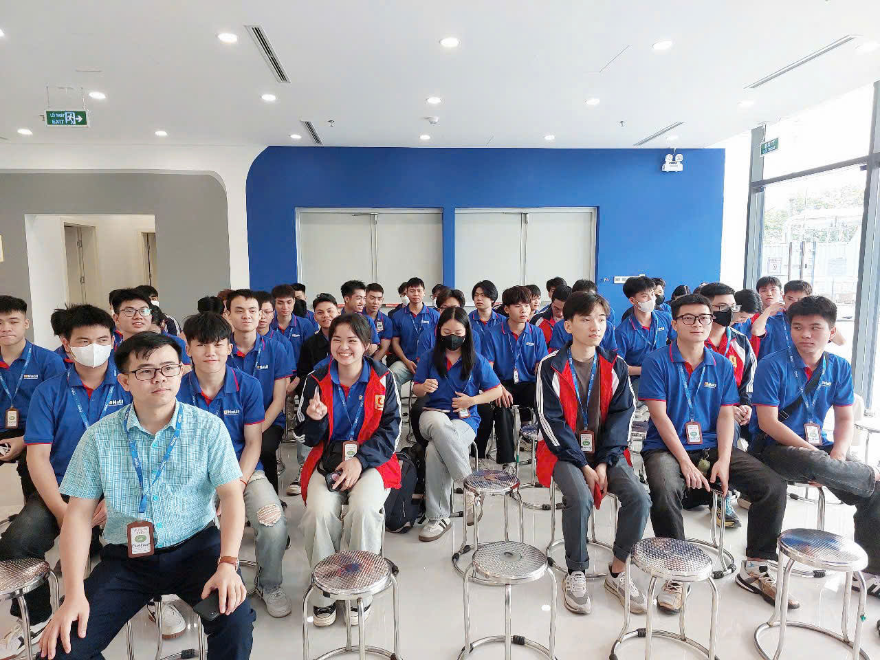 Giảng viên và sinh viên Trường Điện – Điện tử tham quan thực tế tại Công ty Fushan Technology Việt Nam