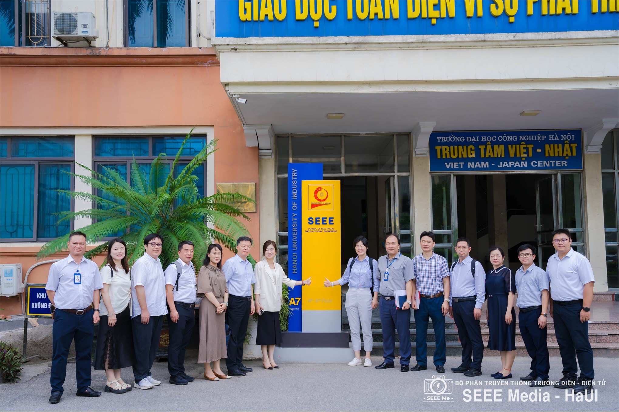 Tăng cường hợp tác giữa Trường Điện – Điện tử và Đại học Quảng Tây, Trung Quốc