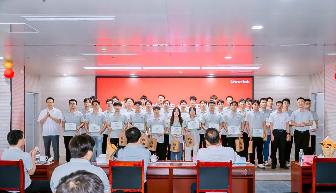 23 sinh viên HaUI được trao bằng tốt nghiệp chương trình đào tạo liên kết 3,5+0,5 tại Học viện Giao thông Sơn Đông, Trung Quốc