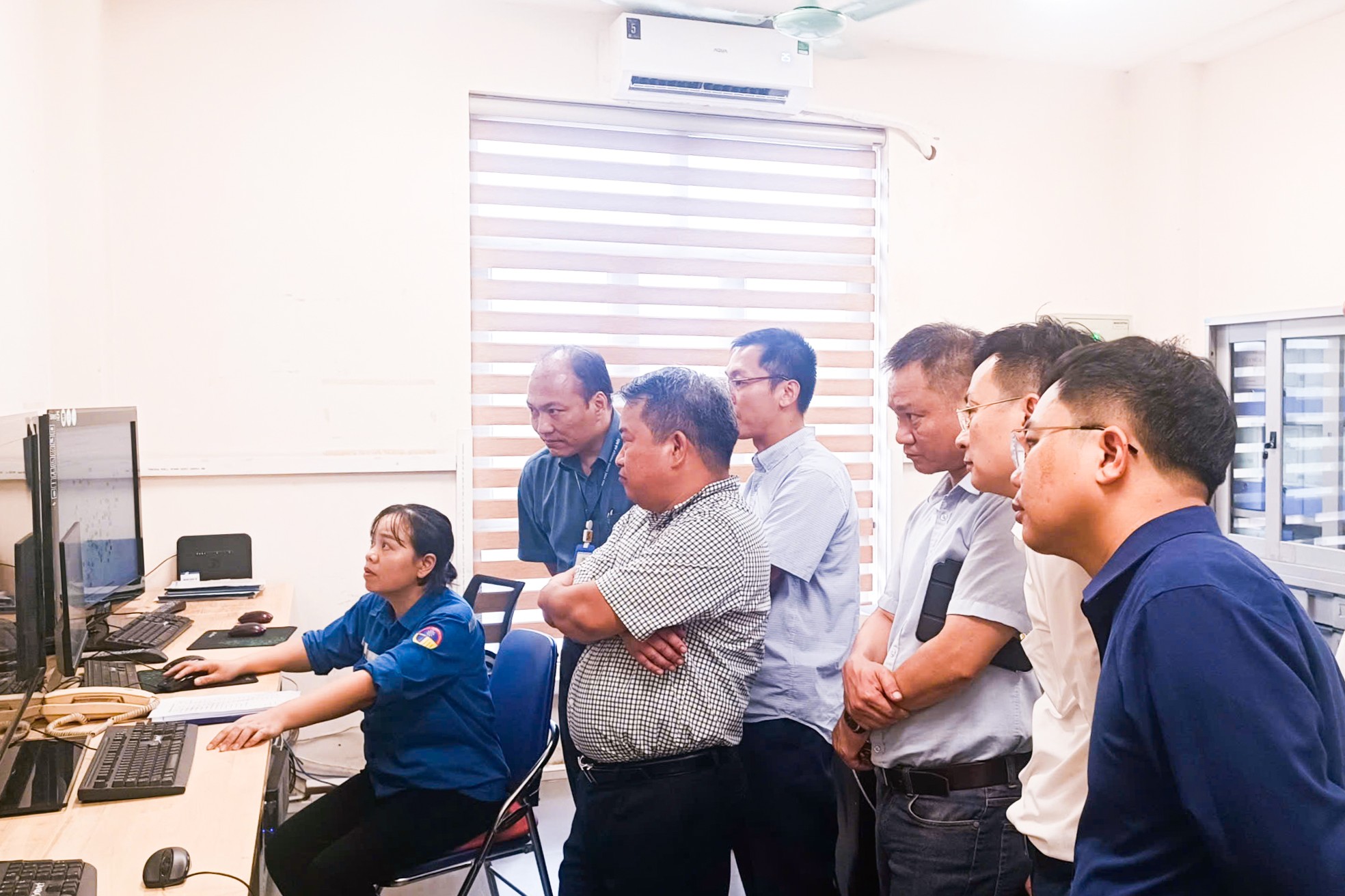 Bế giảng khóa đào tạo “Hệ thống tự động hóa công nghiệp” – Nền tảng thúc đẩy hợp tác giữa Trường Điện – Điện tử và Trung tâm An toàn mỏ