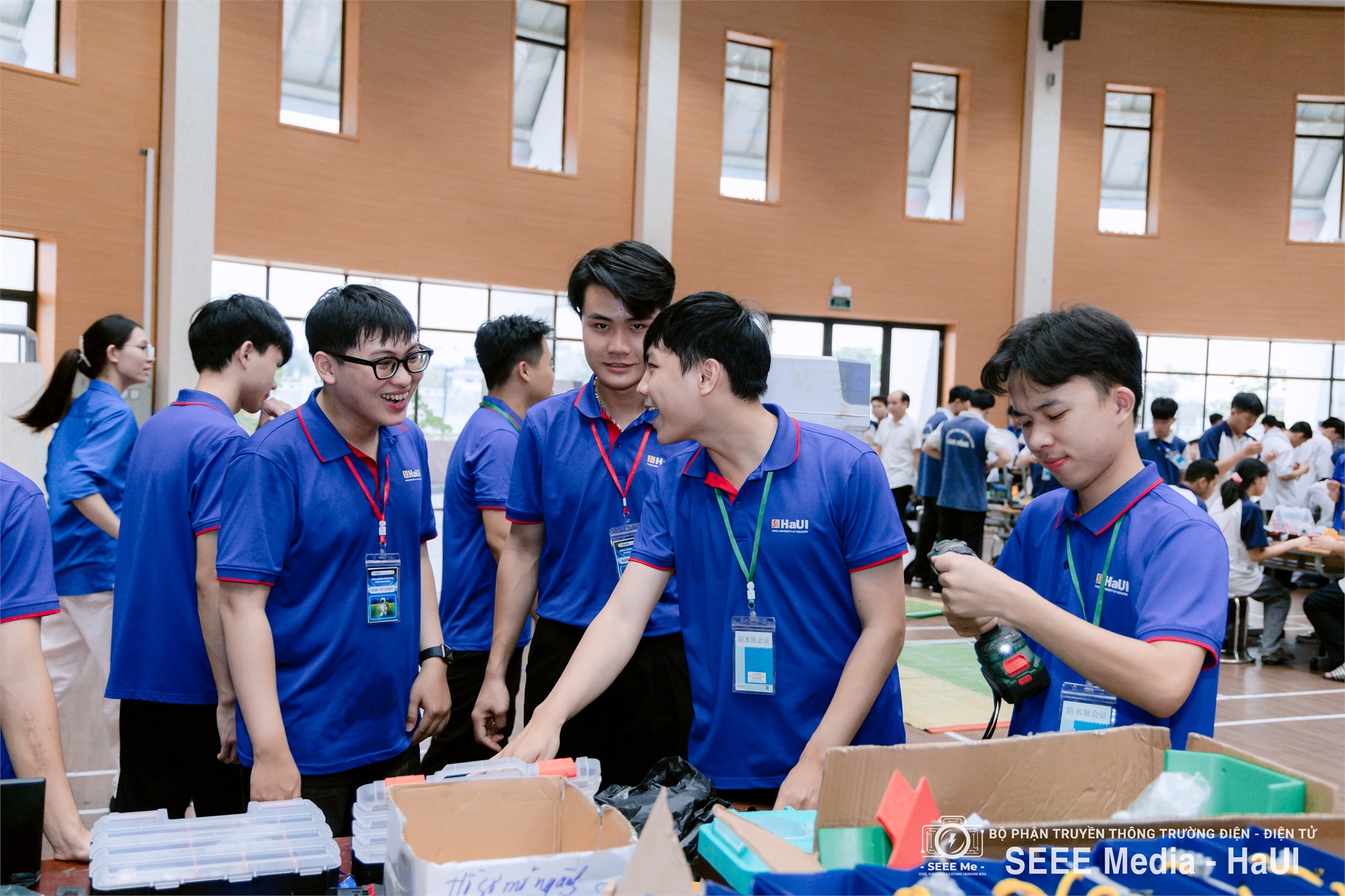 Hùng Vương Robotics Challenge 2025 – Trường Điện – Điện tử lan tỏa đam mê công nghệ và tư duy sáng tạo tới thế hệ trẻ