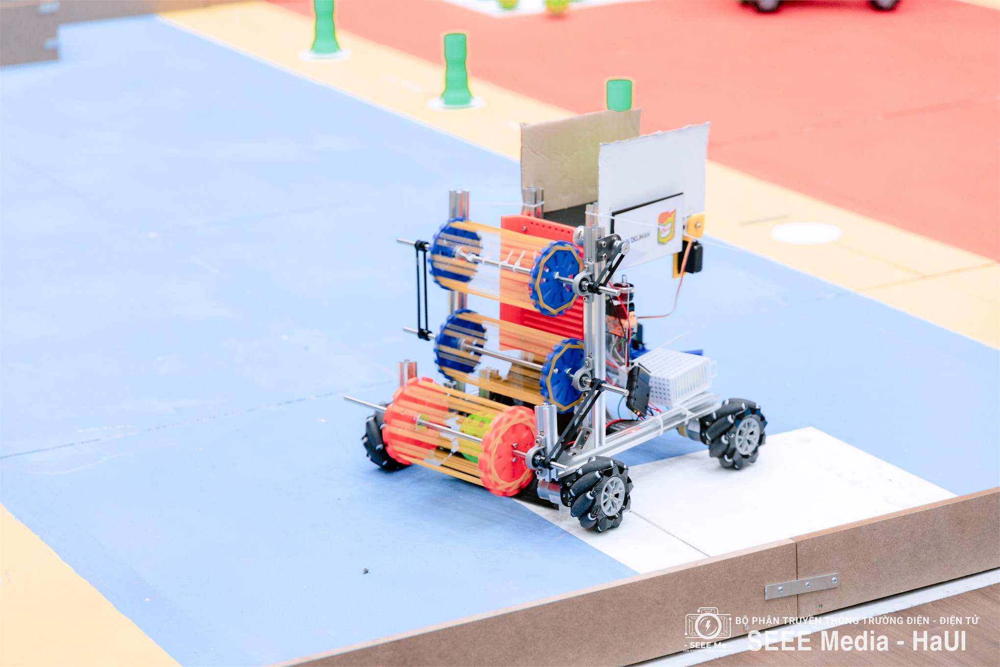 Hùng Vương Robotics Challenge 2025 – Trường Điện – Điện tử lan tỏa đam mê công nghệ và tư duy sáng tạo tới thế hệ trẻ