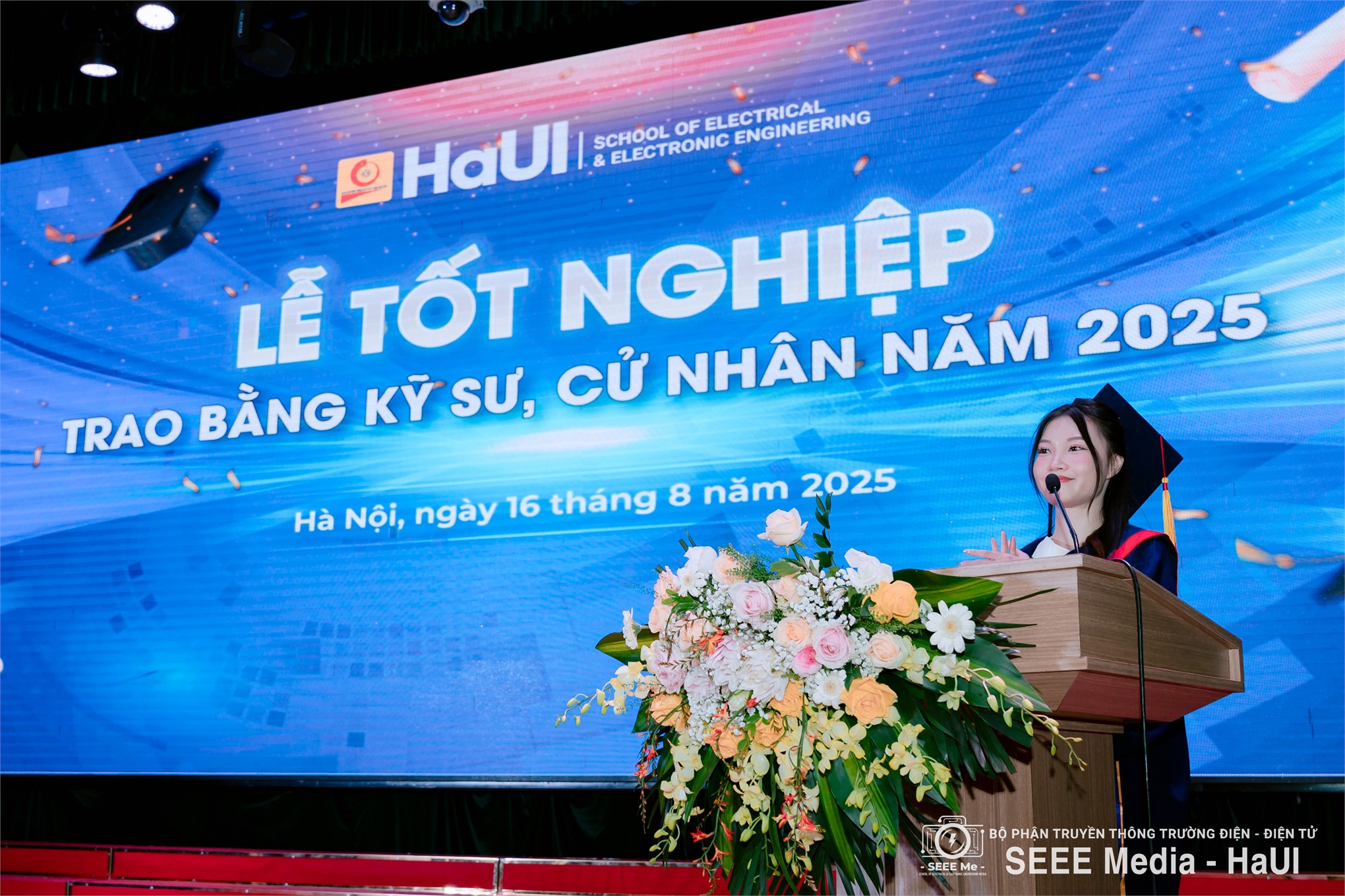 Trường Điện – Điện tử long trọng tổ chức Lễ Tốt nghiệp năm 2025: Hơn 1000 tân Kỹ sư, Cử nhân tự tin bước vào hành trình mới