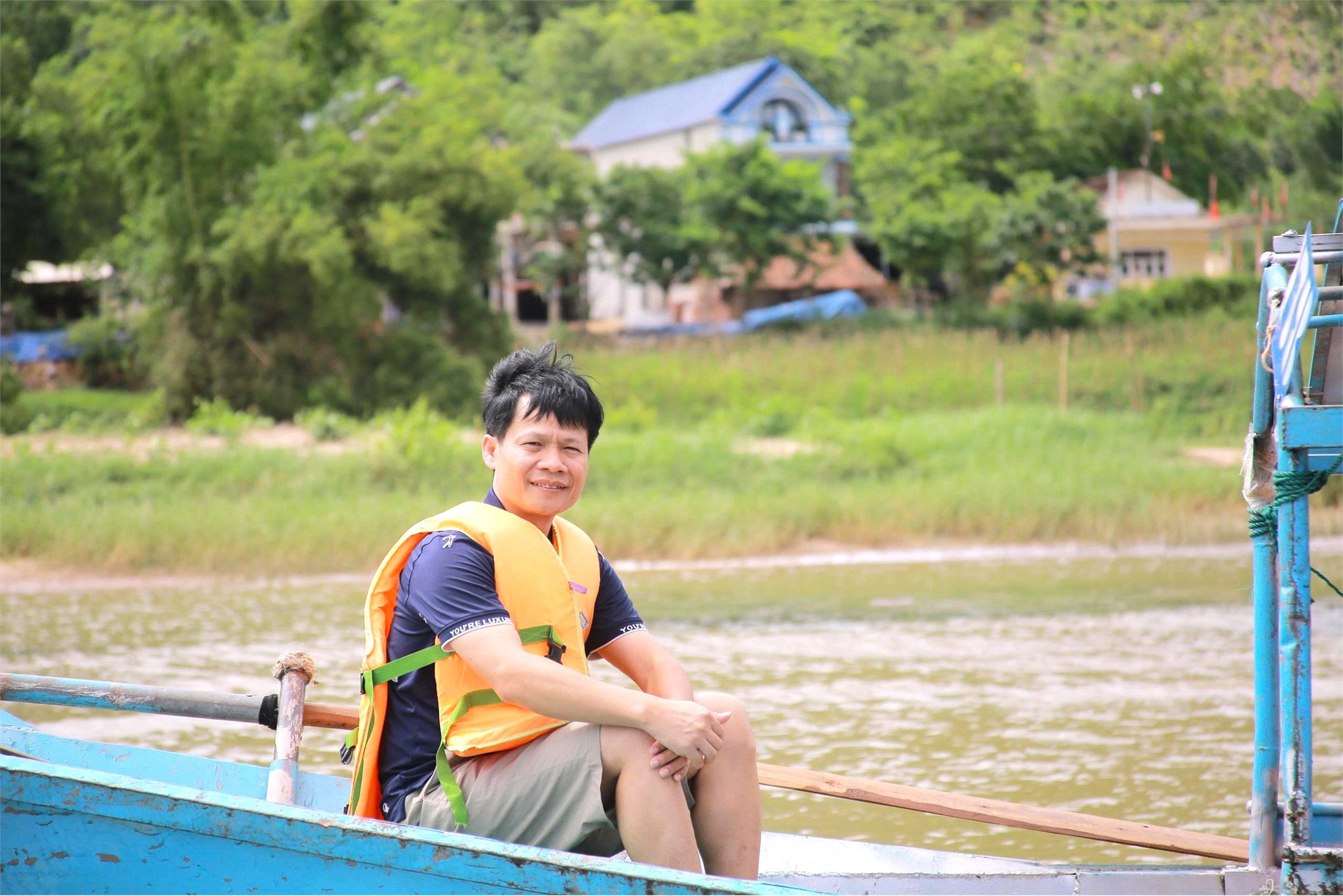 Sôi nổi hoạt động tham quan, học tập bồi dưỡng năm 2025 của Trường Điện – Điện tử