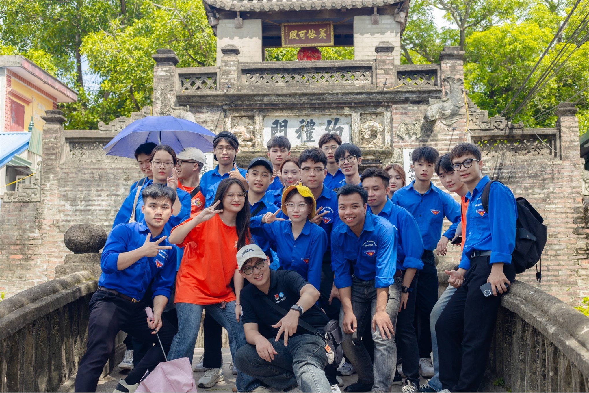 Trịnh Thị Minh Thư – Nữ thủ khoa toàn diện, niềm tự hào của sinh viên Trường Điện – Điện tử
