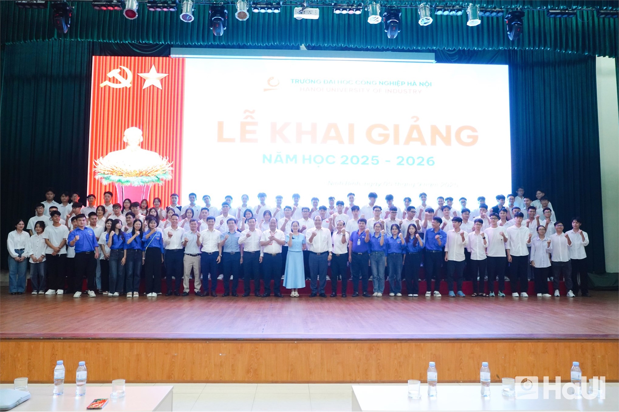 Khát vọng tuổi trẻ K20 – Trường Điện – Điện tử cùng HaUI bước vào năm học 2025 – 2026