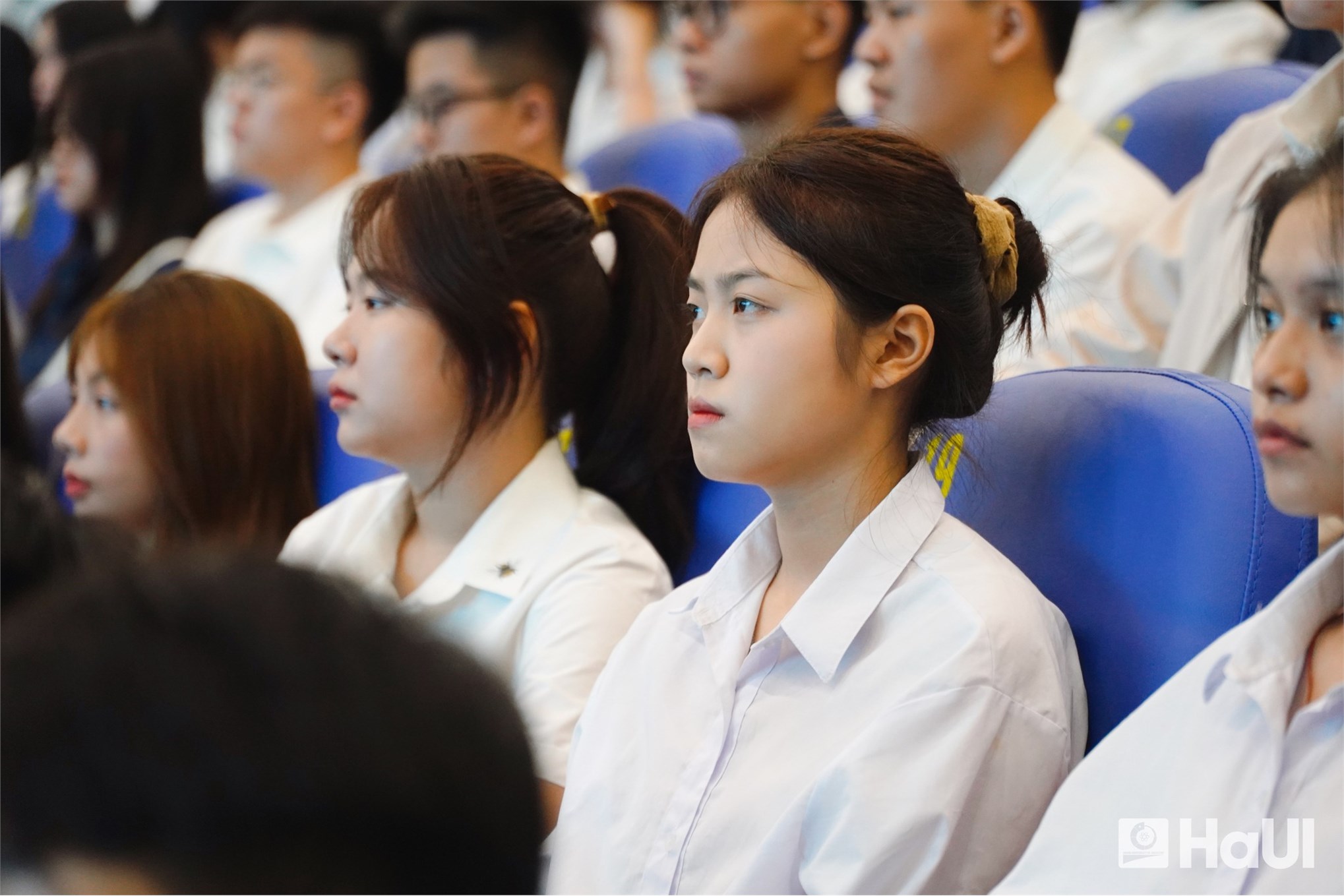 Khát vọng tuổi trẻ K20 – Trường Điện – Điện tử cùng HaUI bước vào năm học 2025 – 2026