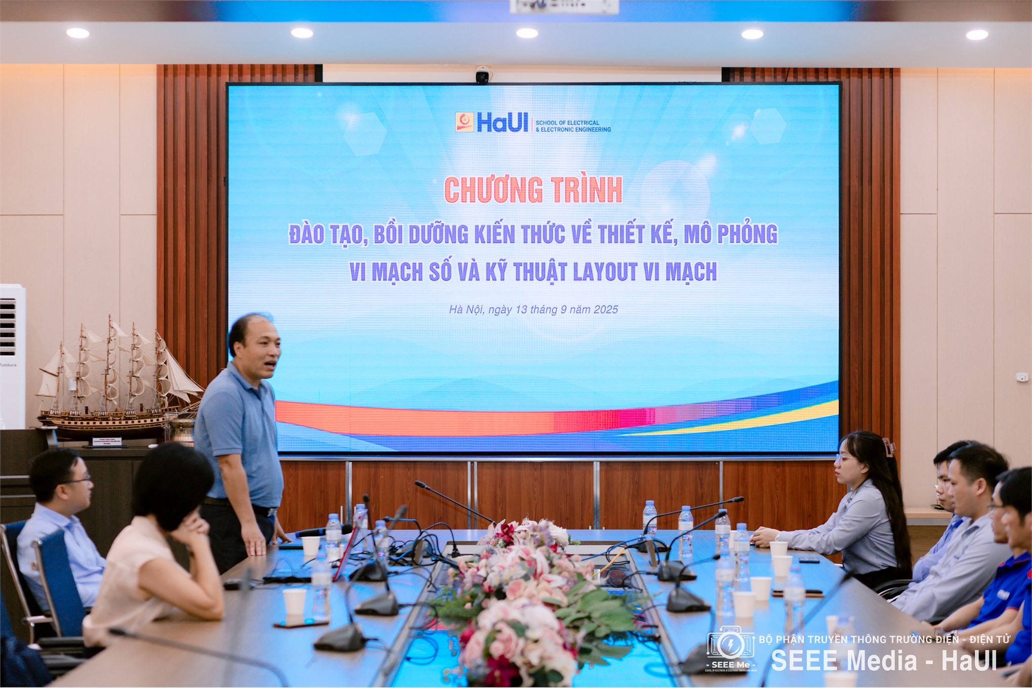 Trường Điện – Điện tử khai giảng khóa đào tạo chuyên sâu về vi mạch số và kỹ thuật layout