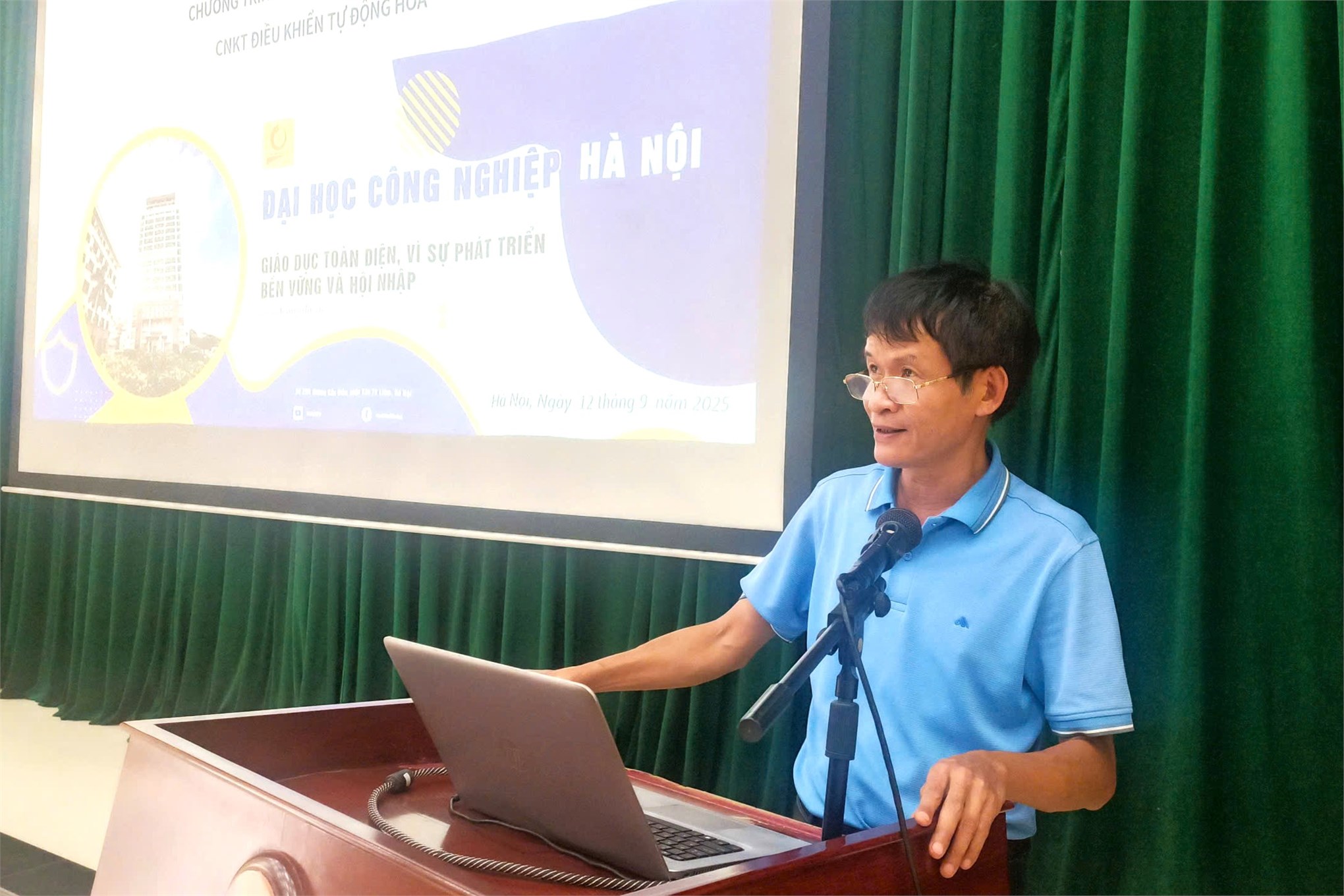 Học Điều khiển & Tự động hóa bằng tiếng Anh – Lợi thế chinh phục doanh nghiệp toàn cầu