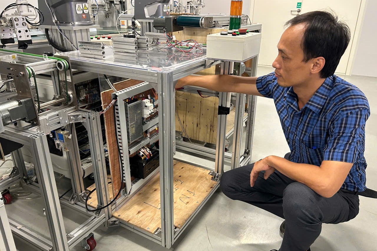 Đào tạo gắn kết doanh nghiệp qua hoạt động cử giảng viên tiếp nhận, chuyển giao công nghệ từ thực tiễn sản xuất