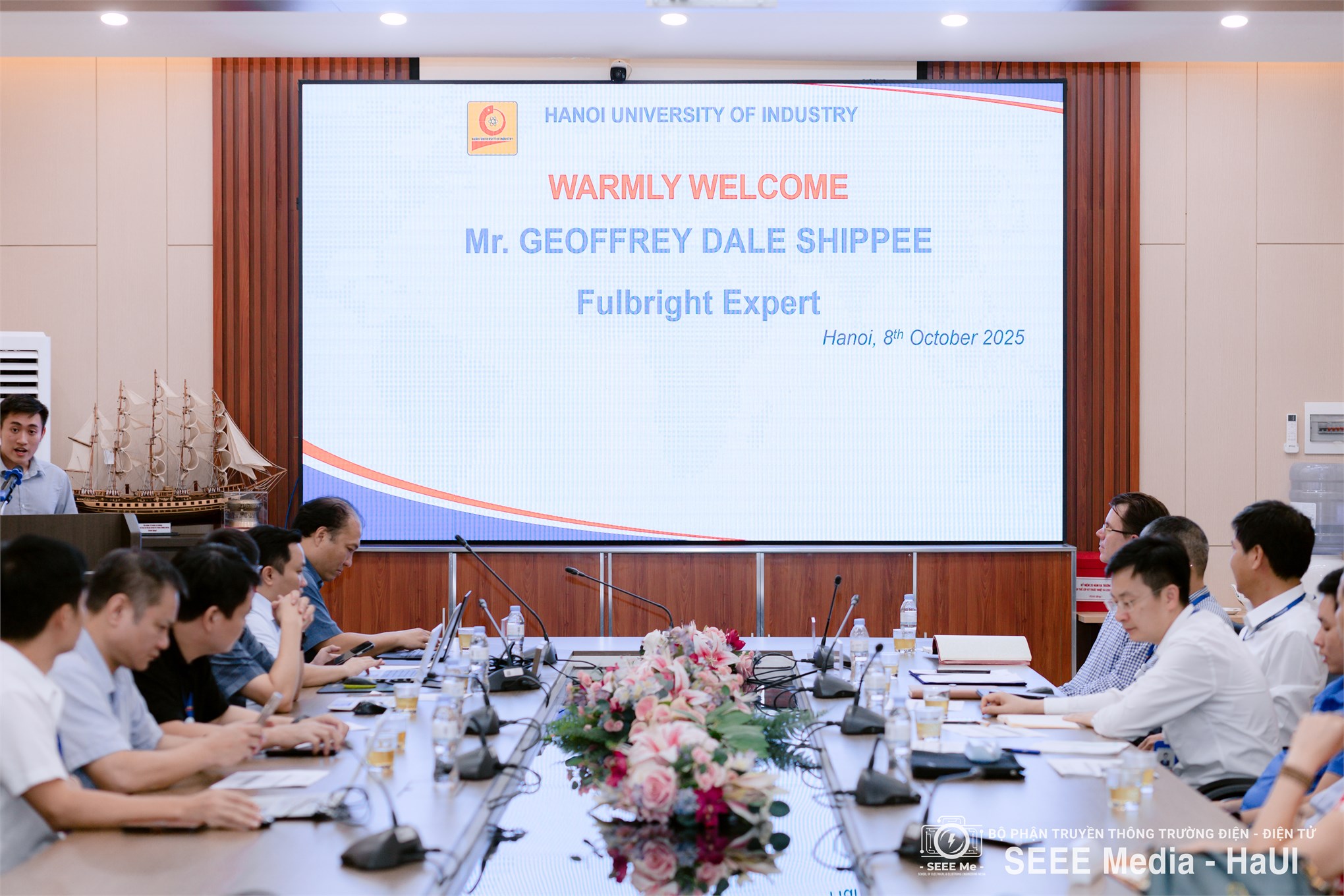 Trường Đại học Công nghiệp Hà Nội hợp tác cùng Chuyên gia Fulbright phát triển chương trình đào tạo Cử nhân Vi mạch Bán dẫn