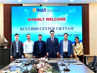 Trường Điện – Điện tử làm việc với HRD KCCI Việt Nam, mở rộng cơ hội việc làm quốc tế cho sinh viên