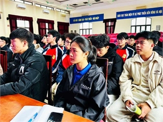 Trường Điện – Điện tử nâng cao năng lực nghiên cứu khoa học cho sinh viên thông qua chương trình tập huấn chuyên sâu