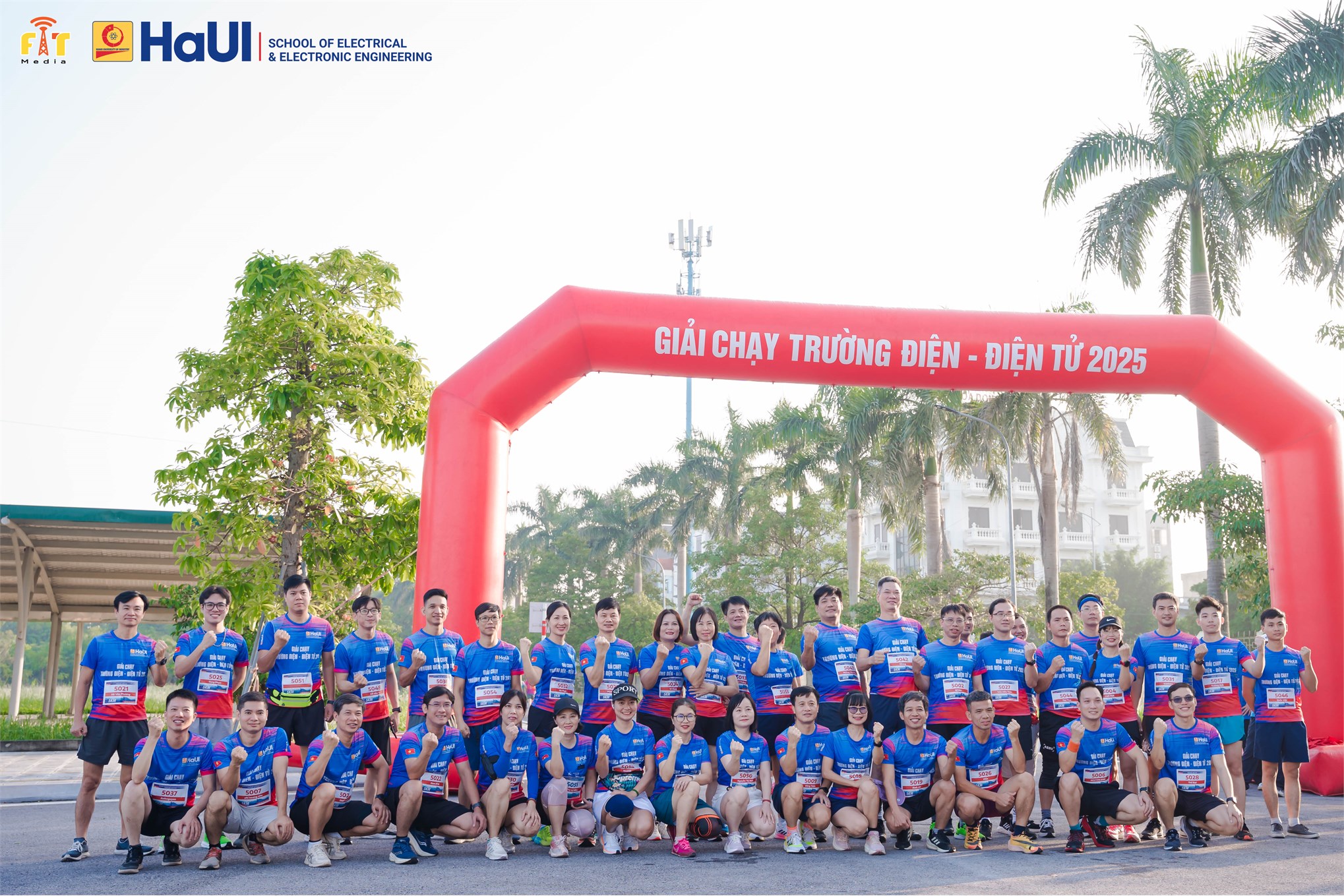 Lan tỏa tinh thần thể thao – kết nối yêu thương từ giải chạy “Hỗ trợ sinh viên có hoàn cảnh khó khăn” năm 2025 Trường Điện - Điện tử