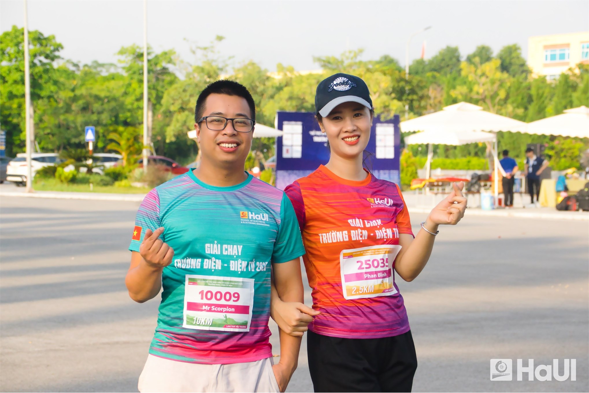 Lan tỏa tinh thần thể thao – kết nối yêu thương từ giải chạy “Hỗ trợ sinh viên có hoàn cảnh khó khăn” năm 2025 Trường Điện - Điện tử