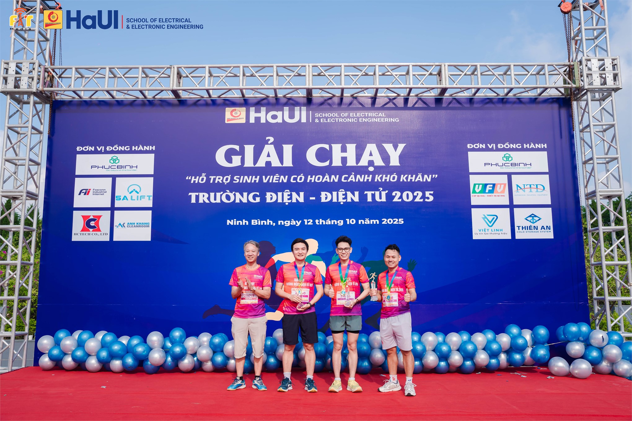 Lan tỏa tinh thần thể thao – kết nối yêu thương từ giải chạy “Hỗ trợ sinh viên có hoàn cảnh khó khăn” Trường Điện - Điện tử năm 2025