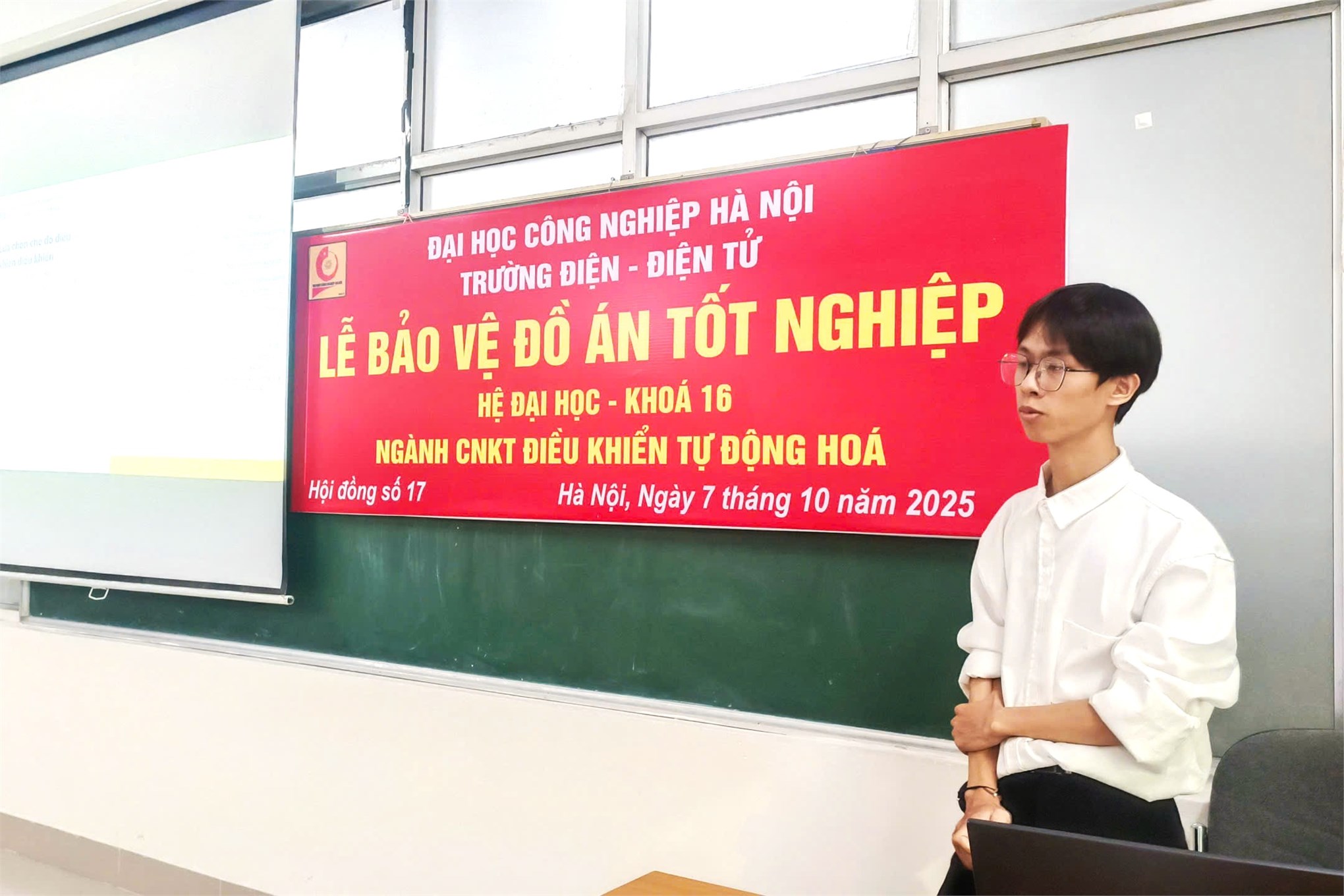 Từ giảng đường đến doanh nghiệp: Sinh viên Trường Điện – Điện tử được tuyển dụng ngay trước ngày bảo vệ đồ án tốt nghiệp
