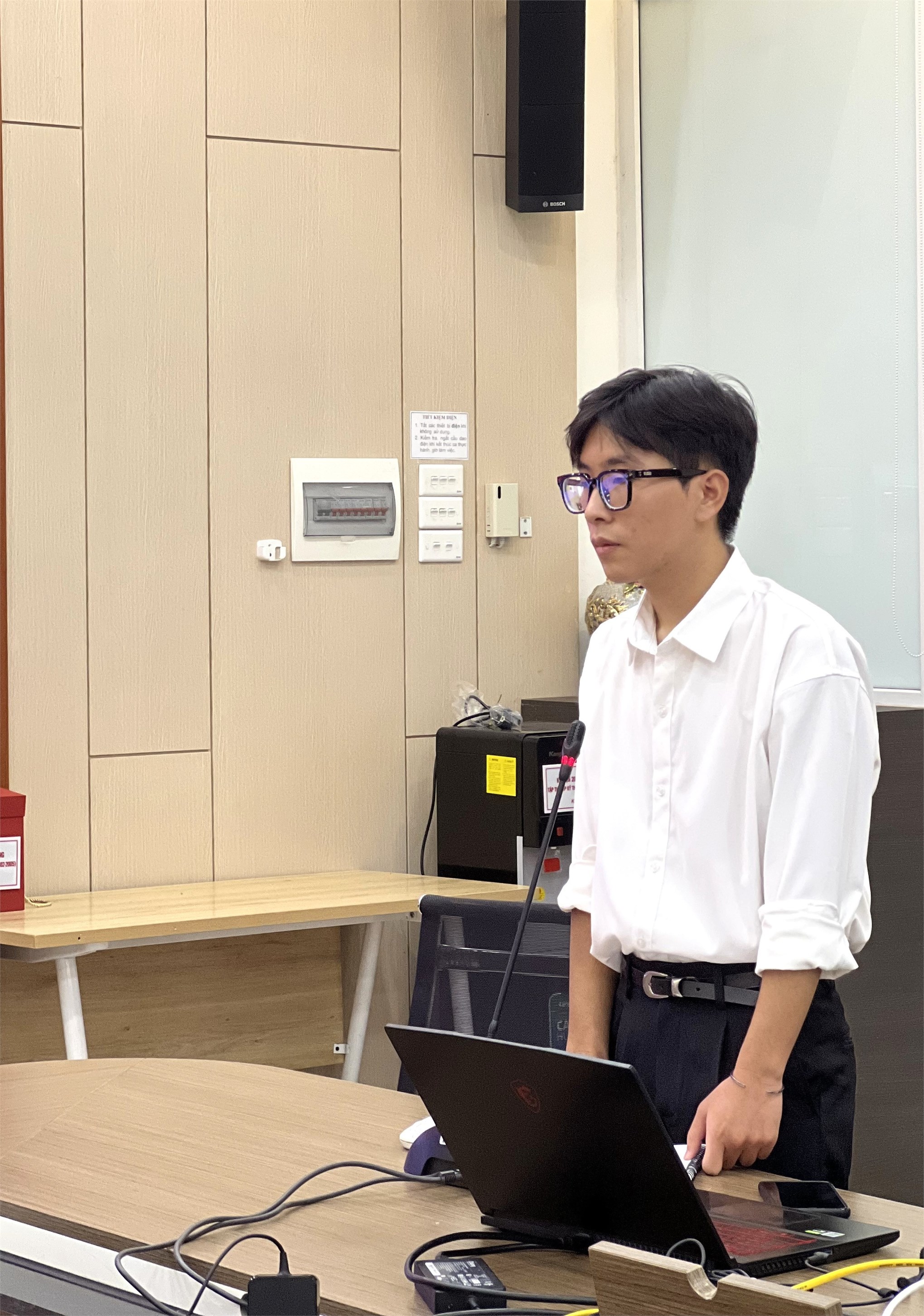 Từ giảng đường đến doanh nghiệp: Sinh viên Trường Điện – Điện tử được tuyển dụng ngay trước ngày bảo vệ đồ án tốt nghiệp