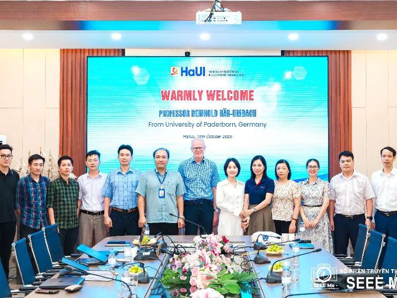 Trường Điện – Điện tử tiếp và trao đổi học thuật với Giáo sư Đức Reinhold Haeb-Umbach, hướng tới hợp tác nghiên cứu và đào tạo quốc tế