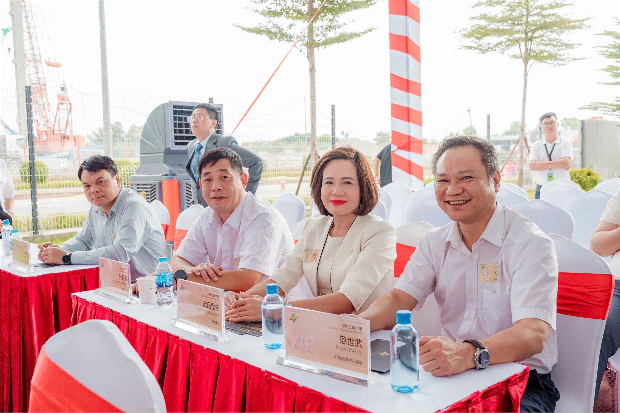 Trường Điện – Điện tử tăng cường kết nối doanh nghiệp qua lễ khánh thành nhà máy Asian Power Devices Việt Nam