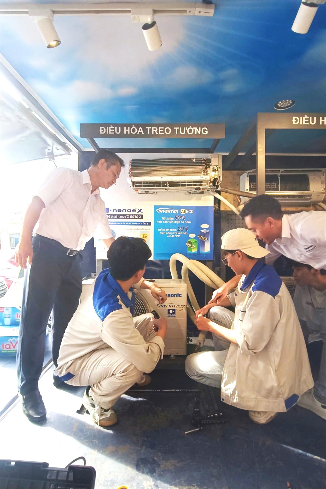 Chương trình “Training Truck on the Go” – Cơ hội học tập cùng Panasonic tại Trường Điện – Điện tử