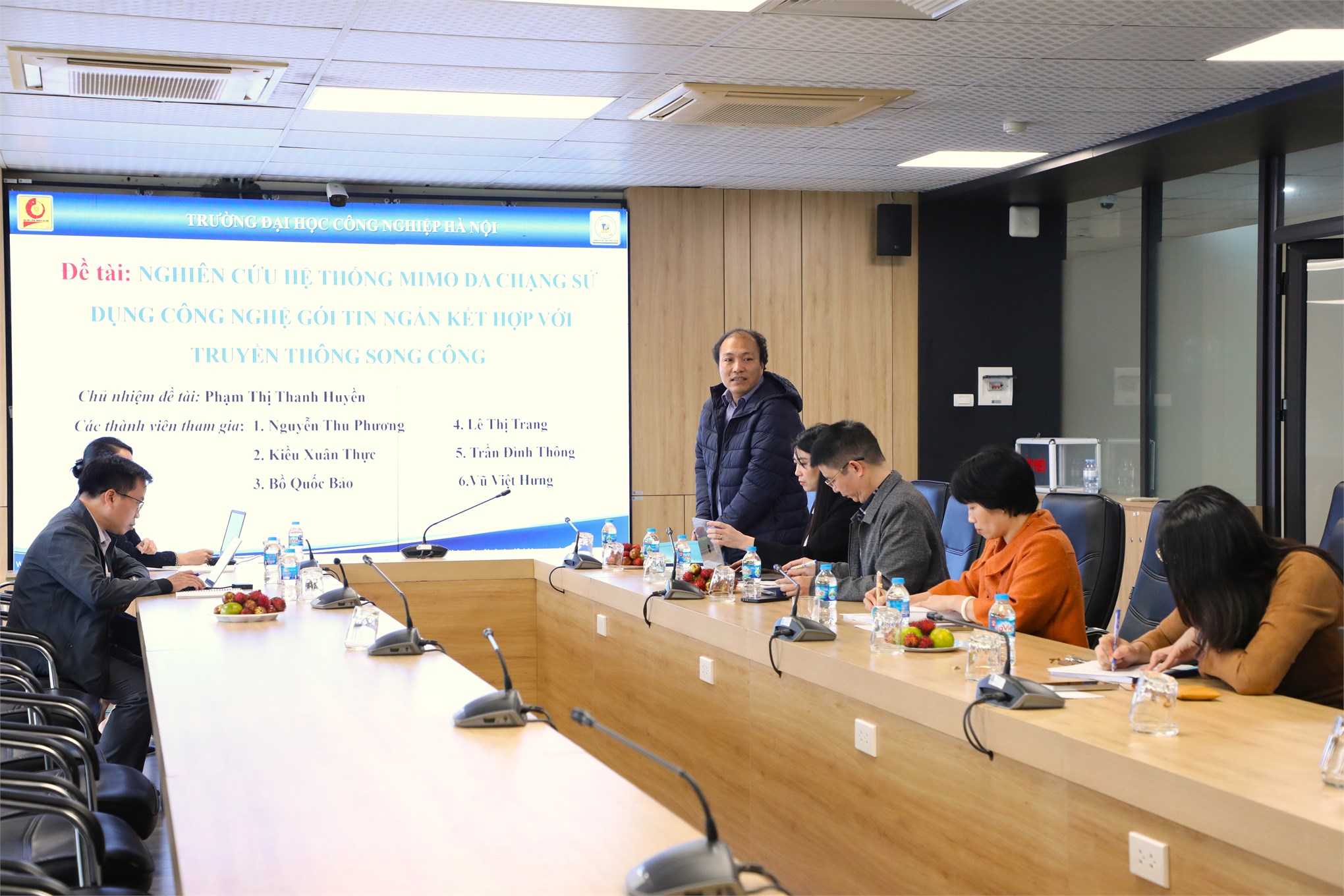 Nghiệm thu đề tài “Nghiên cứu hệ thống MIMO đa chặng sử dụng công nghệ gói tin ngắn kết hợp với truyền thông song công”