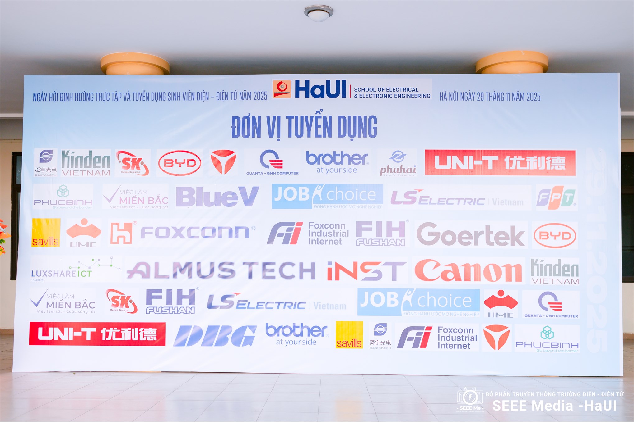 Ngày hội Định hướng Thực tập và Tuyển dụng 2025: Cầu nối Chiến lược giữa Nhà trường – Doanh nghiệp – Sinh viên