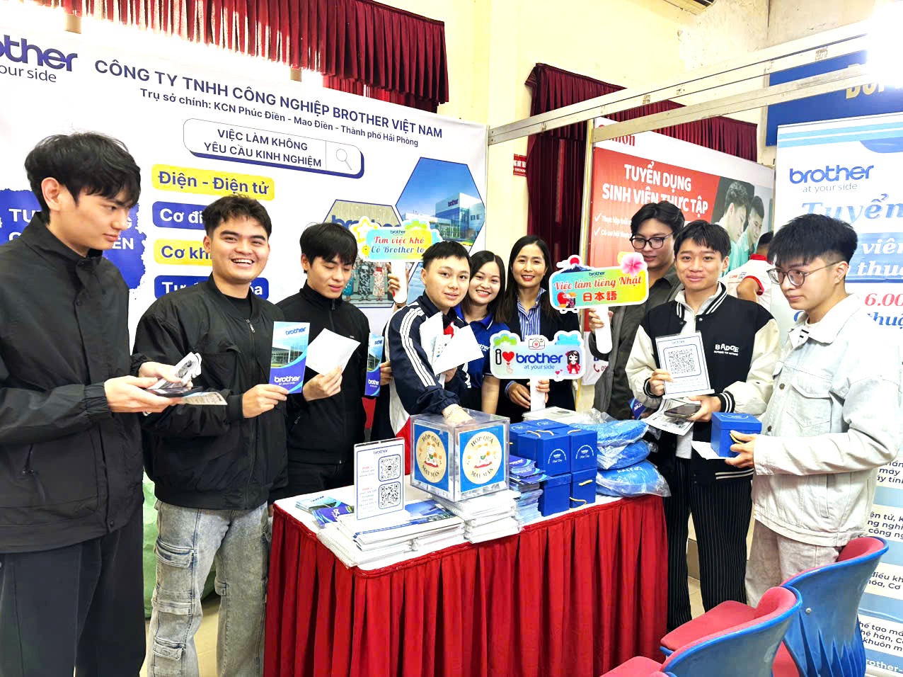 Ngày hội Định hướng Thực tập và Tuyển dụng 2025: Cầu nối Chiến lược giữa Nhà trường – Doanh nghiệp – Sinh viên