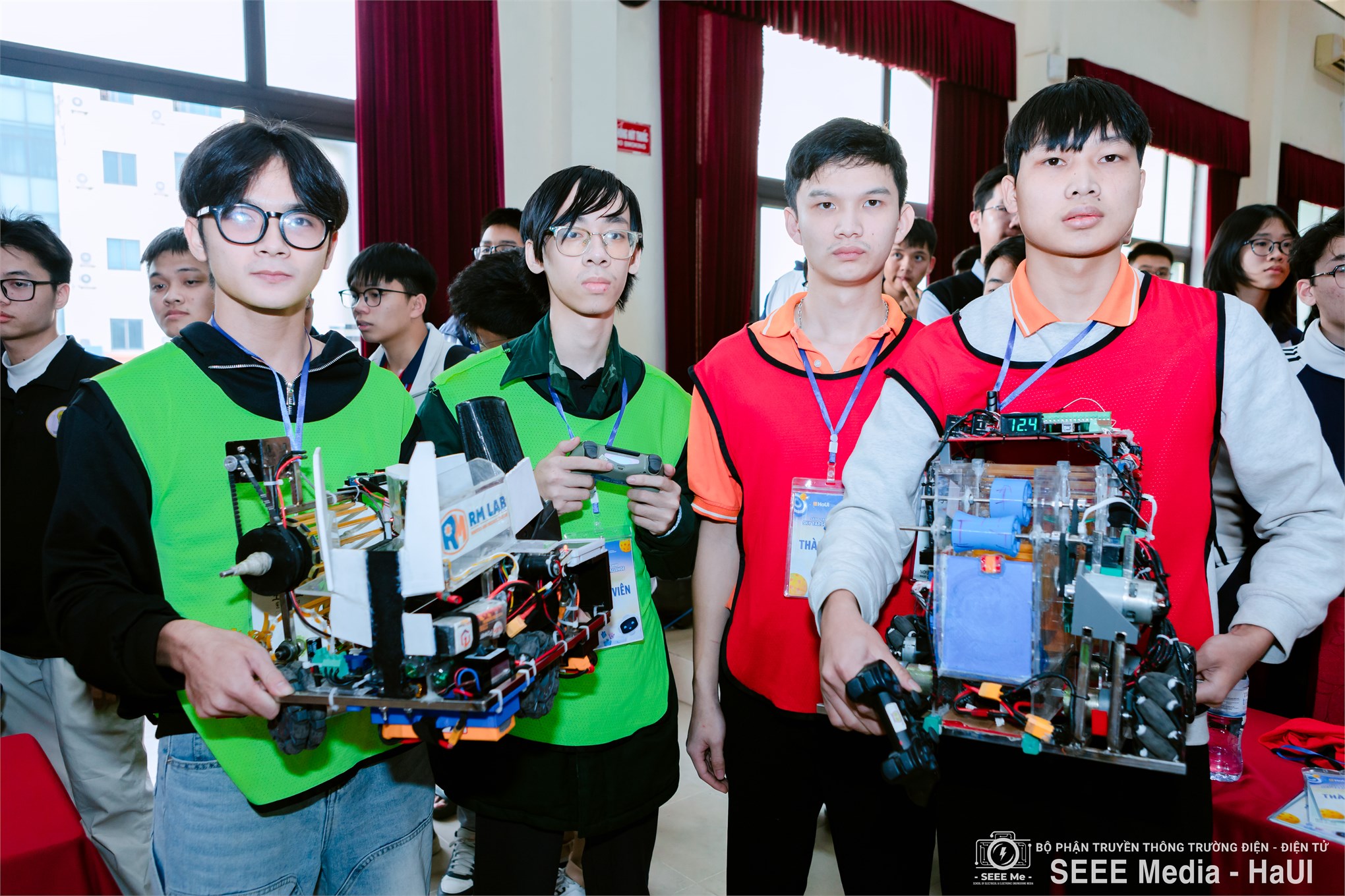 Sôi động Sky Target Challenge 2025 tại Trường Điện – Điện tử, kết nối đam mê công nghệ học sinh – sinh viên