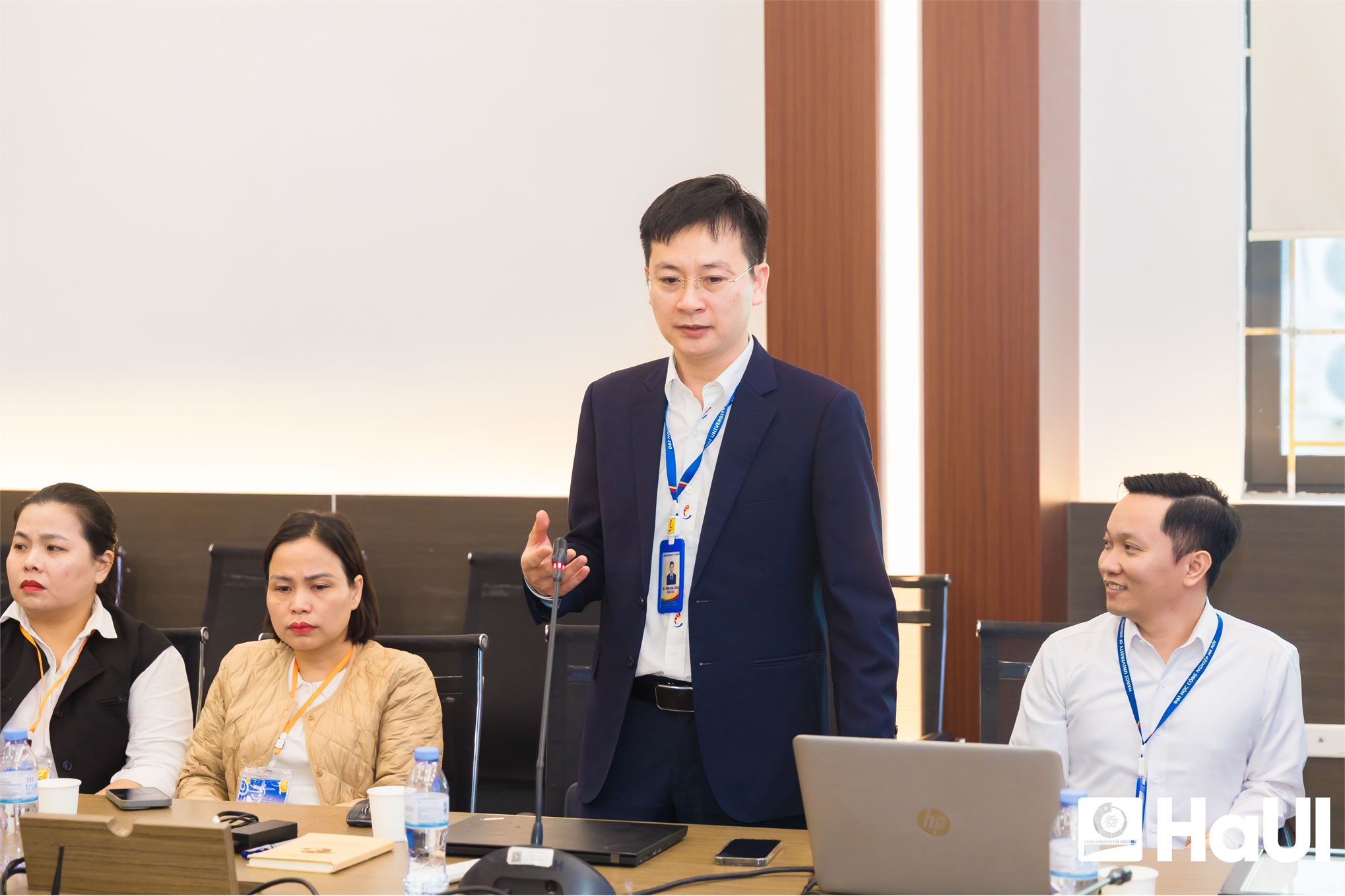 Sôi động Sky Target Challenge 2025 tại Trường Điện – Điện tử, kết nối đam mê công nghệ học sinh – sinh viên