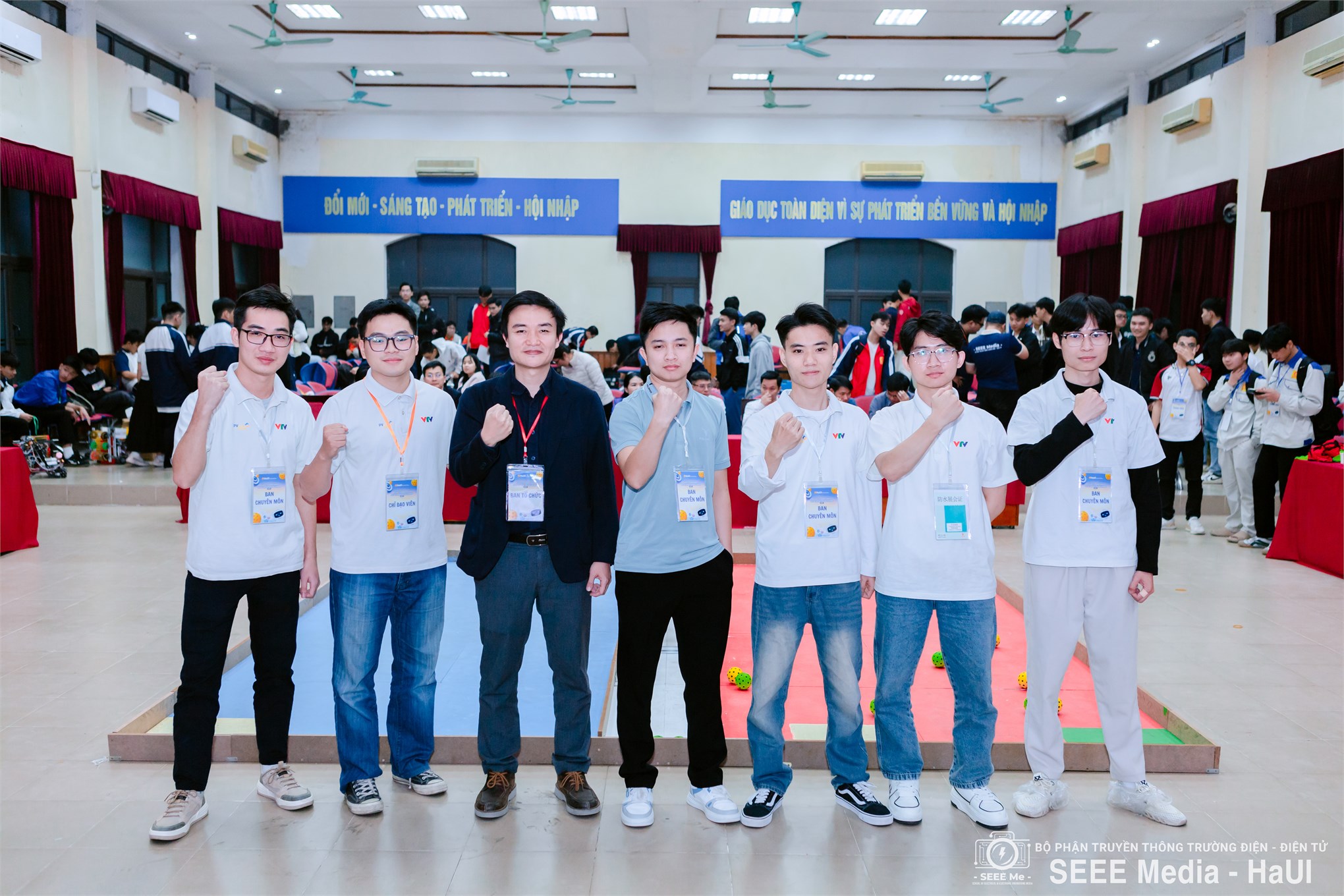 Sôi động Sky Target Challenge 2025 tại Trường Điện – Điện tử, kết nối đam mê công nghệ học sinh – sinh viên