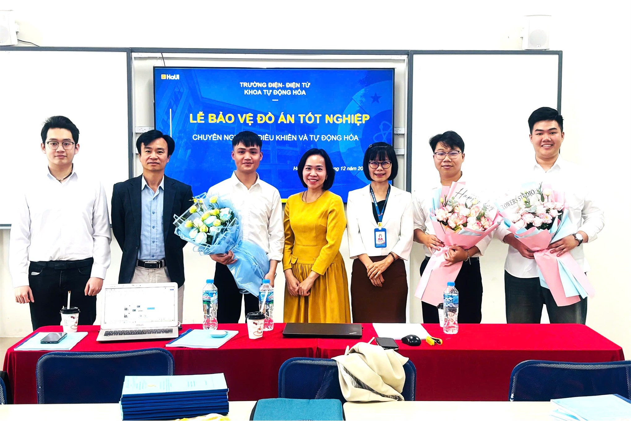 Từ giảng đường đến doanh nghiệp: Gần 200 sinh viên Trường Điện – Điện tử tự tin bước vào thị trường lao động chất lượng cao