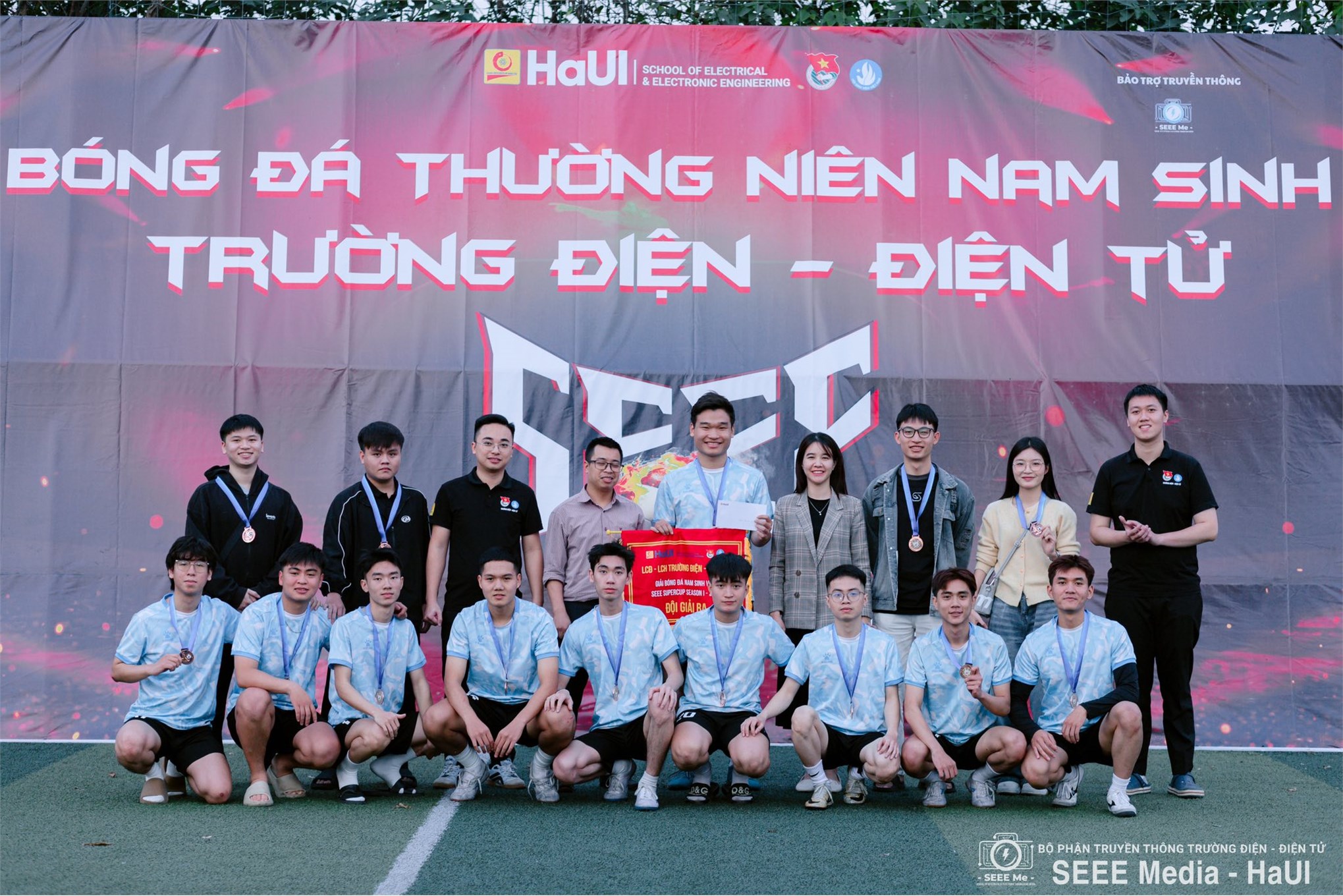 SEEE Supercup Season I 2025 – giải bóng đá nam sinh viên Trường Điện – Điện tử khép lại với nhiều dấu ấn