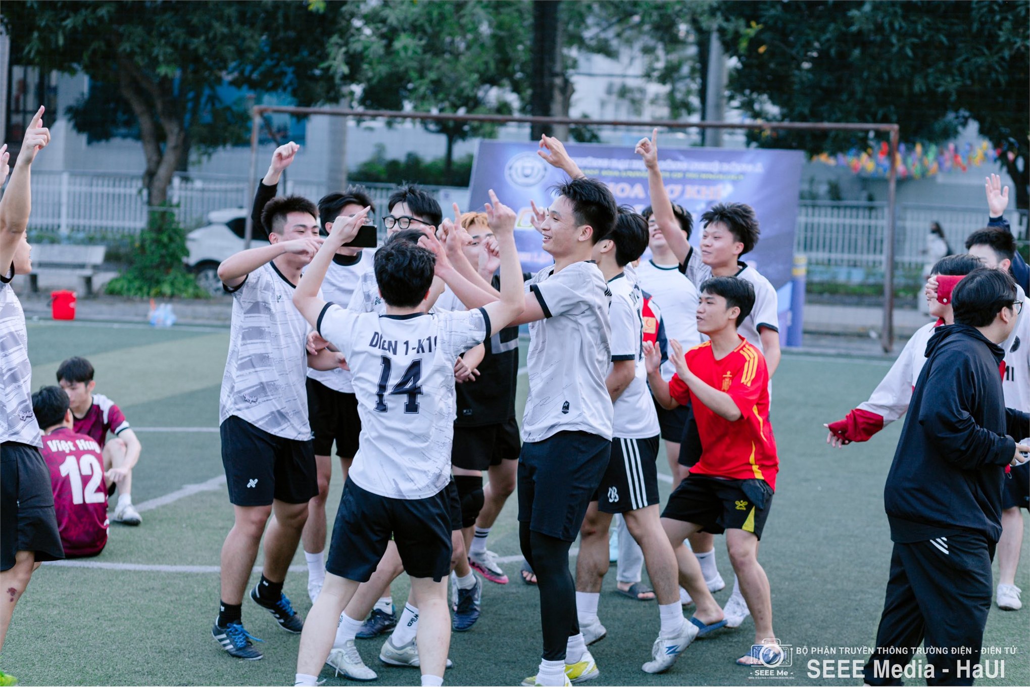 SEEE Supercup Season I 2025 – giải bóng đá nam sinh viên Trường Điện – Điện tử khép lại với nhiều dấu ấn