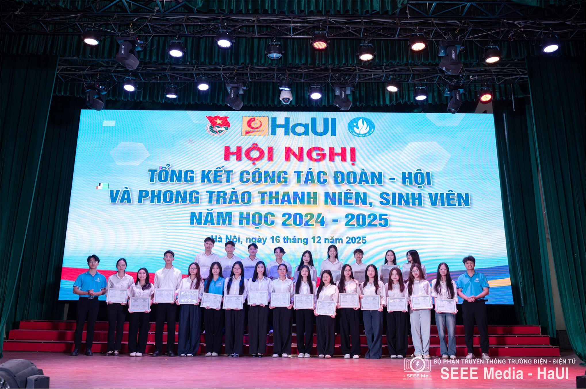 Trường Điện – Điện tử ghi dấu ấn với nhiều thành tích tiêu biểu tại Hội nghị tổng kết công tác Đoàn – Hội năm học 2024–2025