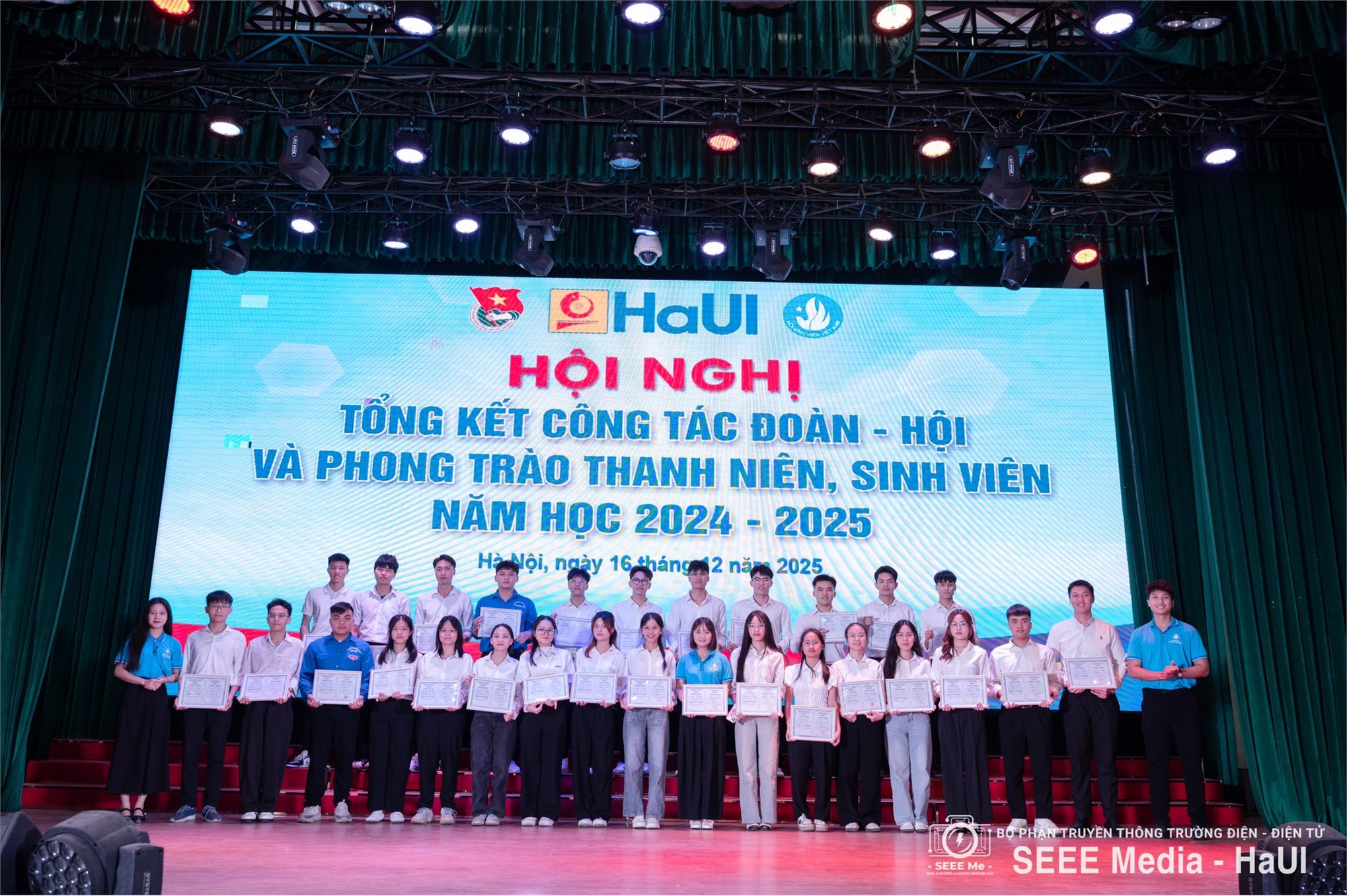 Trường Điện – Điện tử ghi dấu ấn với nhiều thành tích tiêu biểu tại Hội nghị tổng kết công tác Đoàn – Hội năm học 2024–2025