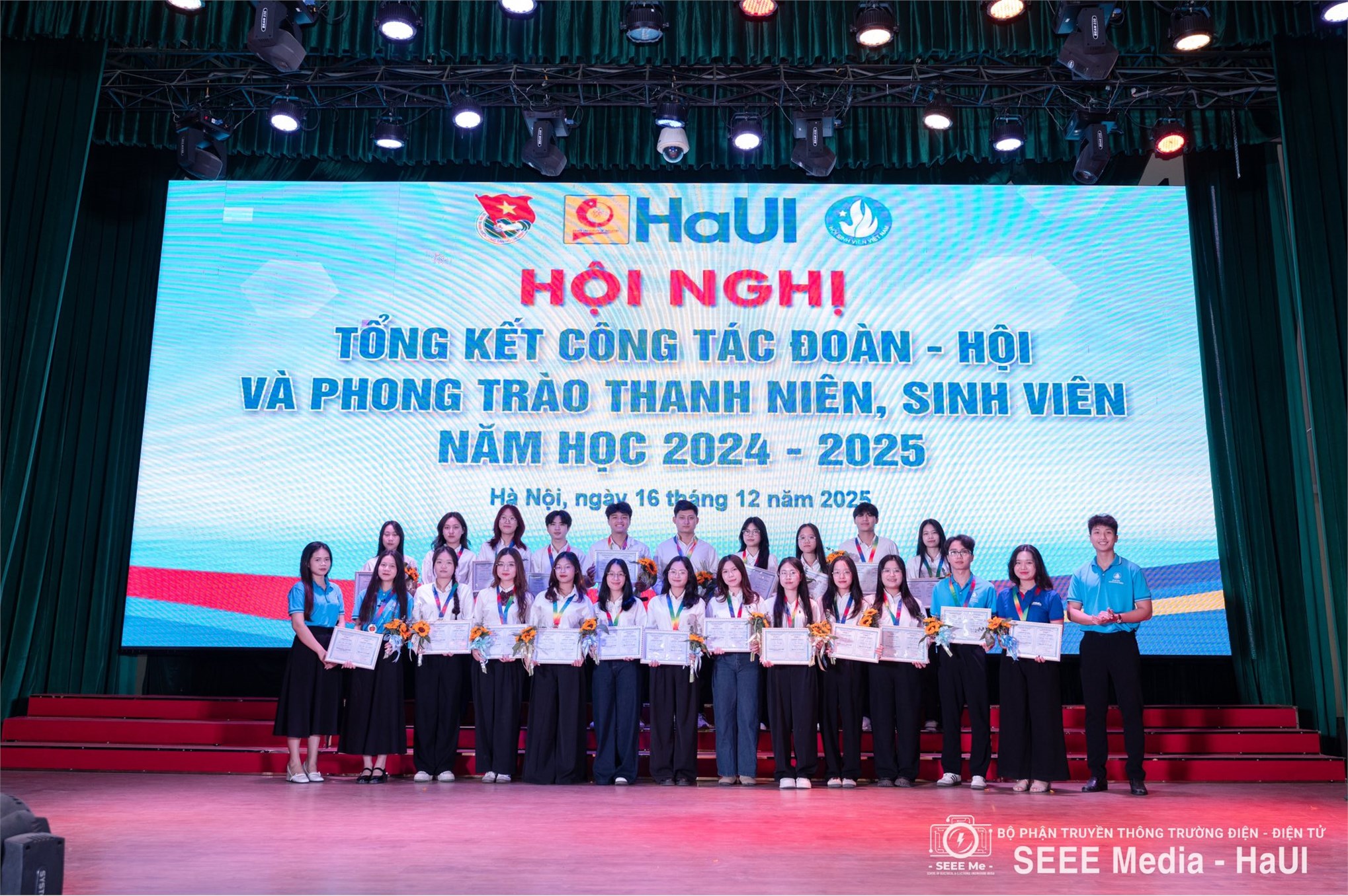 Trường Điện – Điện tử ghi dấu ấn với nhiều thành tích tiêu biểu tại Hội nghị tổng kết công tác Đoàn – Hội năm học 2024–2025