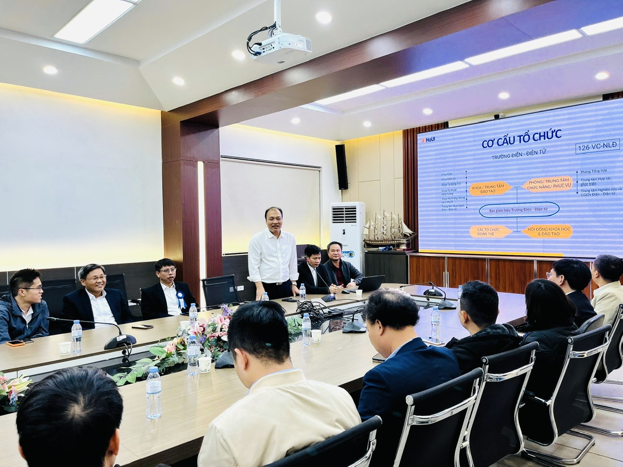 Cựu sinh viên Trường Điện – Điện tử tham gia Ban Điều hành Mạng lưới Cựu người học Đại học Công nghiệp Hà Nội