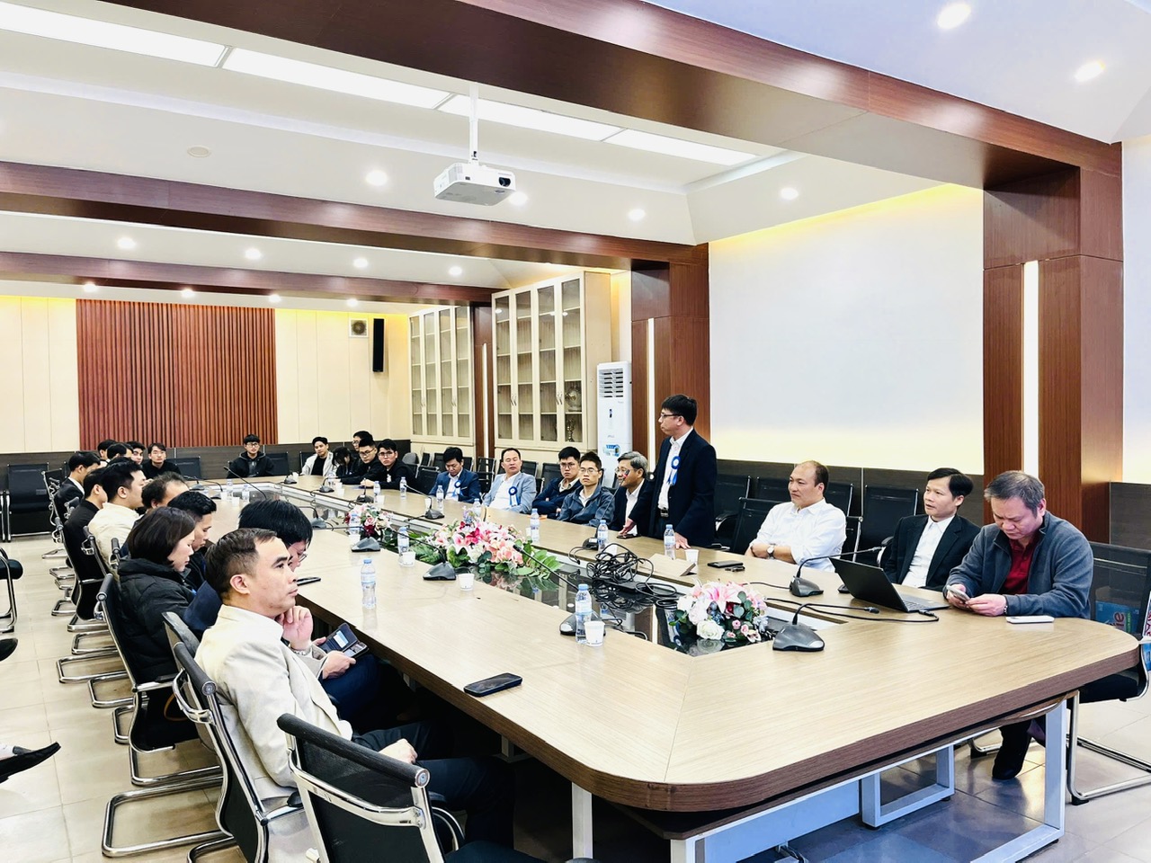 Cựu sinh viên Trường Điện – Điện tử tham gia Ban Điều hành Mạng lưới Cựu người học Đại học Công nghiệp Hà Nội