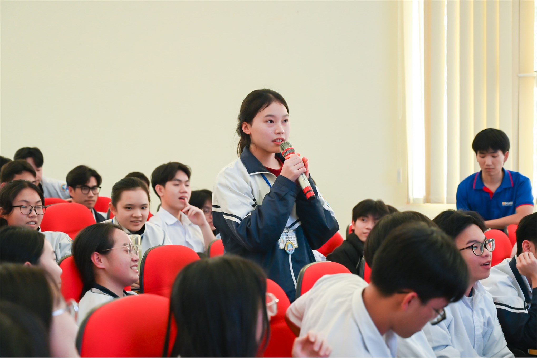 Trường Điện – Điện tử tư vấn tuyển sinh gắn với công nghệ: lan tỏa STEM – Robotics cho học sinh tỉnh Sơn La