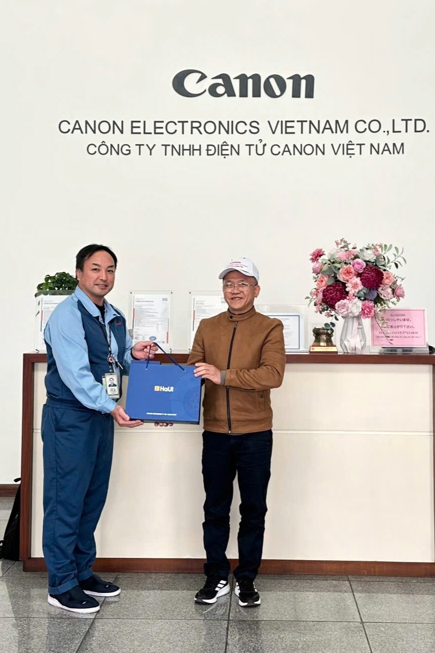 Kết nối doanh nghiệp – Nâng tầm đào tạo: Trường Điện – Điện tử khảo sát thực tế tại Canon Việt Nam