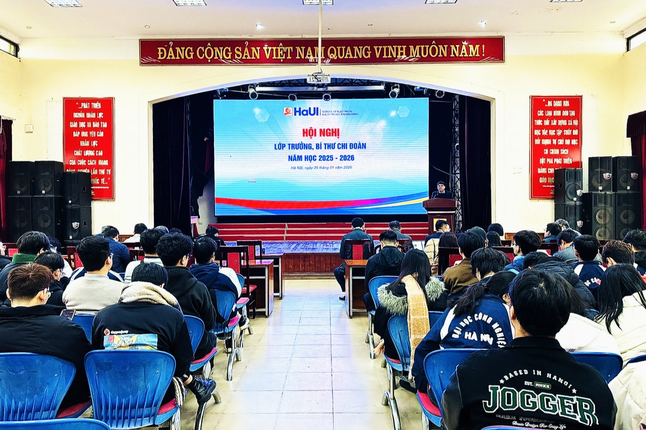 Trường Điện – Điện tử tổ chức Hội nghị Lớp trưởng – Bí thư Chi đoàn năm học 2025–2026